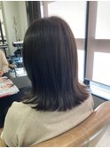 暗めアッシュ☆外はねボブ