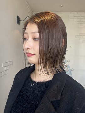 ユイバイラドンナ(Huit by LADONNA) イメチェン/ハッシュカット/似合わせカット/ぱつっとボブ