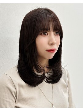 フラッフィー(Fluffy) ★トレンドセミロングレイヤー