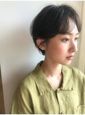 黒髪でも柔らかいショート