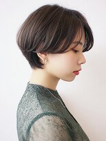 アビリタ(abilita)&nbsp;ひし形ショート マロンブラウン センターパート 透明感カラー