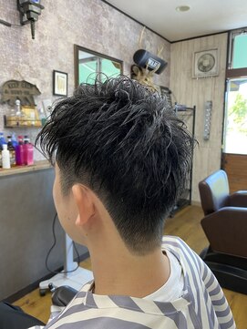アールズ ヘア(R's hair) 束感でキレ良く仕上げるメンズスタイル 印西 理容室 barber