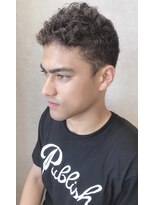 ラヴィエール(Laviere) 50年代のカルチャーを感じさせる男前リーゼント風モヒカン