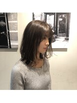 リバレッジ 広尾(Leverage)&nbsp;透明感。アッシュグレーレイヤーロブスタイル