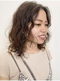 ミディアムヘアのくせ毛風パーマ★
