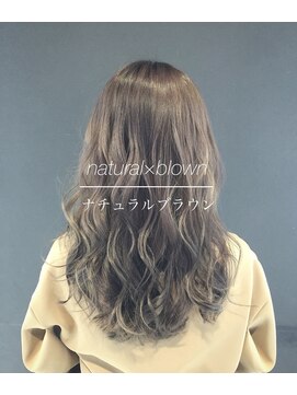 バトー(bAteAu) ダブルカラー、インナーカラー、ハイライト、エクステ、ブリーチ