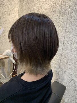 クラク 羽根木店(kuraku) ミディアム×インナーカラー