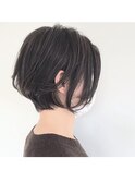 ショートボブ