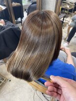 アンフィシュピトロワ(AnFye spi tlow)&nbsp;インナーブリーチの方を高難易度縮毛矯正で艶髪に変身♪