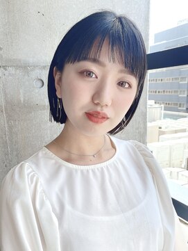 オアシスアヴェダ(OASIS AVEDA) 担当吉岡　切りっぱなしボブ