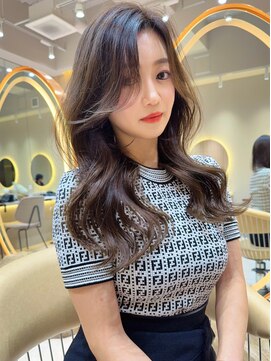 ロンド アンブル 四条烏丸(Lond ambre) 川村利幸/小顔に見せるヘア/顔周り/京都顔周り/レイヤーカット