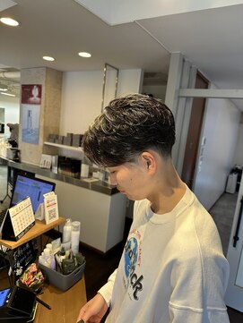 フリーゼアコマキ(FRISEUR) フェードニュアンスパーマ