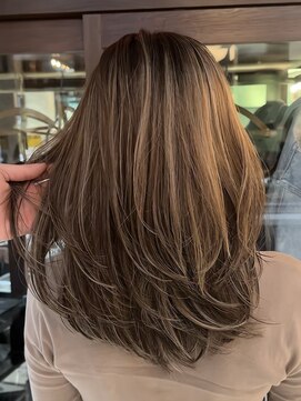 スリー(three) ハイライト