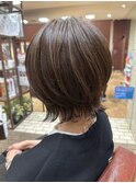 ショートボブ　外はねボブ　くびれレイヤーボブ　ボブ　大人ボブ