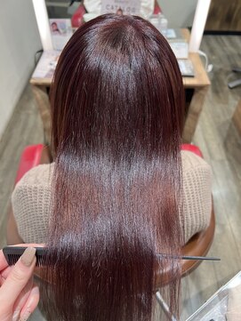 ニューヨークニューヨーク 三宮店(NYNY) トリートメントケアでダメージ知らずの髪へ