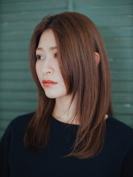 ヘアアンドリラクゼーション シャッセ(Hair&Relaxation SASE) 顔まわりレイヤー