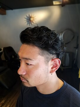 ピリナ(Pilina) 2ブロックパーマ