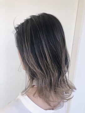 ジゼル(gisele) バレイヤージュ