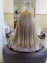 コアフィールフィス(COIFFURE fils)&nbsp;新規お得クーポンあり【見附　今町】M3Dハイトーンカラー