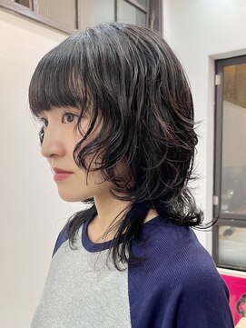 ナループロアオハナ(Nalu pu loa ohana) ウルフカット/ニュアンスパーマ/レイヤー/顔まわりカット