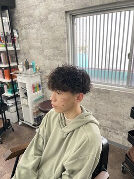 リファイン バイ アフィナー 本厚木店(Refine by Afinar) 【本厚木/本厚木駅】波巻ツイスト