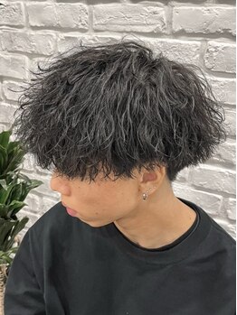 ビーテックバイゼン スライ(B TECH by Zen sly)の写真/【どんなパーマスタイルもお任せ◎】スパイラルやツイストパーマのトレンドスタイルをご提案します！