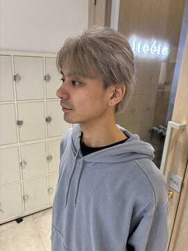 フリーラ 表参道(freera) 海外風色気のでるメンズミルクティーカラー