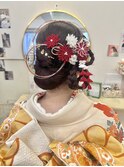 個性派タイトヘア