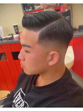 キングスマントーキョー 府中店(KINGSMAN TOKYO) 【サイドパート】