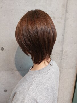 タエビスアリッサム(Taebis Alyssum) ミディアムウルフ(北習志野、イルミナカラー)