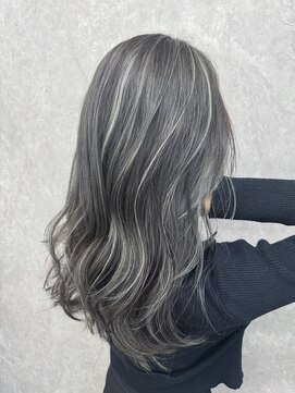 アルドーレフィエロ シンサイバシ(Ardore fiero shinsaibashi) コントラスト極ハイライト☆グレーベージュ☆20代30代40代