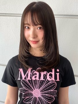 セプト 天神大名(SEPT.) オリーブベージュ 透明感カラー レイヤーカット 20代