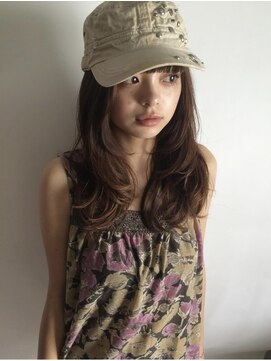 シキ 渋谷(siki) ハイトーン/ブリーチ/レイヤーカット/シアーカラー/渋谷/原宿