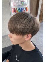 インテグリ オオタ(INTEGRI oota)&nbsp;透明感ミルクティーベージュ×刈り上げマッシュで好印象ヘア