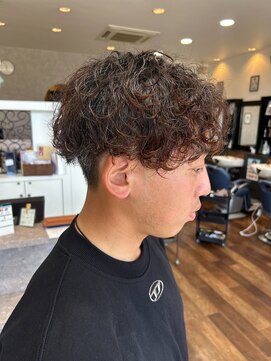ヘアーワークス ボナ ウニクス店(HAIR WORKS bona) ツイスト 波巻き スパイラルパーマ メンズ