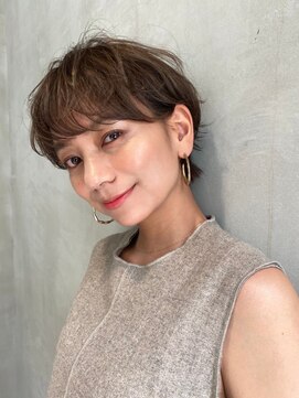 リアン(Lien) Lien☆小顔スリークショートマッシュ×くびれショート　立川