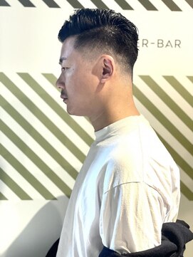 バーバーバー アカバネ(BARBER-BAR AKABANE) 大人のサイドパートスタイル【BARBER-BAR】