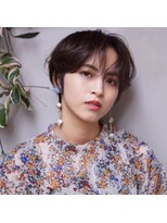 アトリエ フェム(atelier.fem)&nbsp;柔らかいセンターパートマッシュスタイル