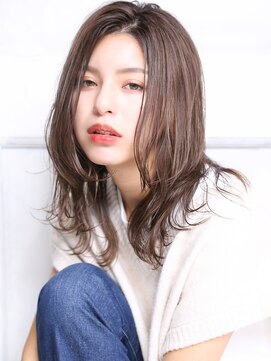 トロン(tronc) 大人可愛い２０代３０代４０代小顔セクシーミディ 外国人風 B4