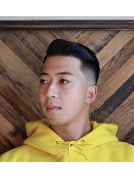 バーバーショップ スバル(BARBERSHOP SUBARU) <理容室><バーバー>七三サイドパートバーバーカットフェード