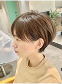 シルキーベージュ/斜めバング/グレージュカラー/デザインカラー