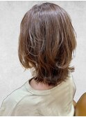20代30代大人かわいベージュミディアムヘアー美肌