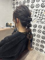 コワファーストナガサキシャンプーボーイ(COIFF1RST NAGASAKI SHAMPOO BOY)&nbsp;編みおろしアレンジ