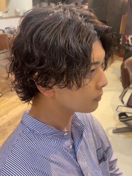 キングオブヘアバイノイズアンドフィフス 京都駅前店(KING of hair by NOISM&fifth) 波巻きスパイラルパーマツイストパーマセンターパートウルフ緩め