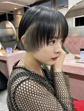 ユニオンリット(Union lit) インナーカラー × ショートボブ