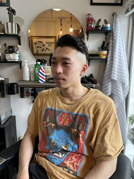 ドウラク(DOULAQ) ハードパート/パースタイル/スキンフェード