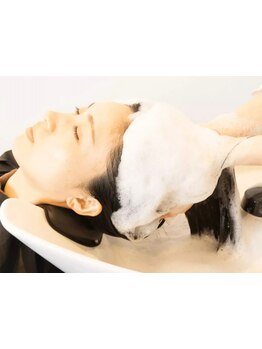 【小山】髪と頭皮を徹底ケア！マーブのマイクロバブルであなたの美しさを引き出す特別なヘッドスパを体験★