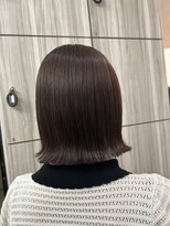 ノーム バイ アウラ(norm. by aura)&nbsp;ピンクブラウン　艶カラー　切りっぱなしボブ