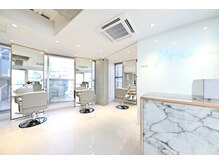 お洒落な入り口でお客様をお出迎え♪