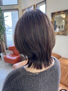 コレットヘア(Colette hair) 【Ren】髪の動きで魅せる、ナチュラルレイヤー
